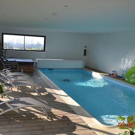 Piscine Interieure Privee Chauffee Toute L Annee Et Spa St Martin Saint-Martin-l'Hortier Kültér fotó