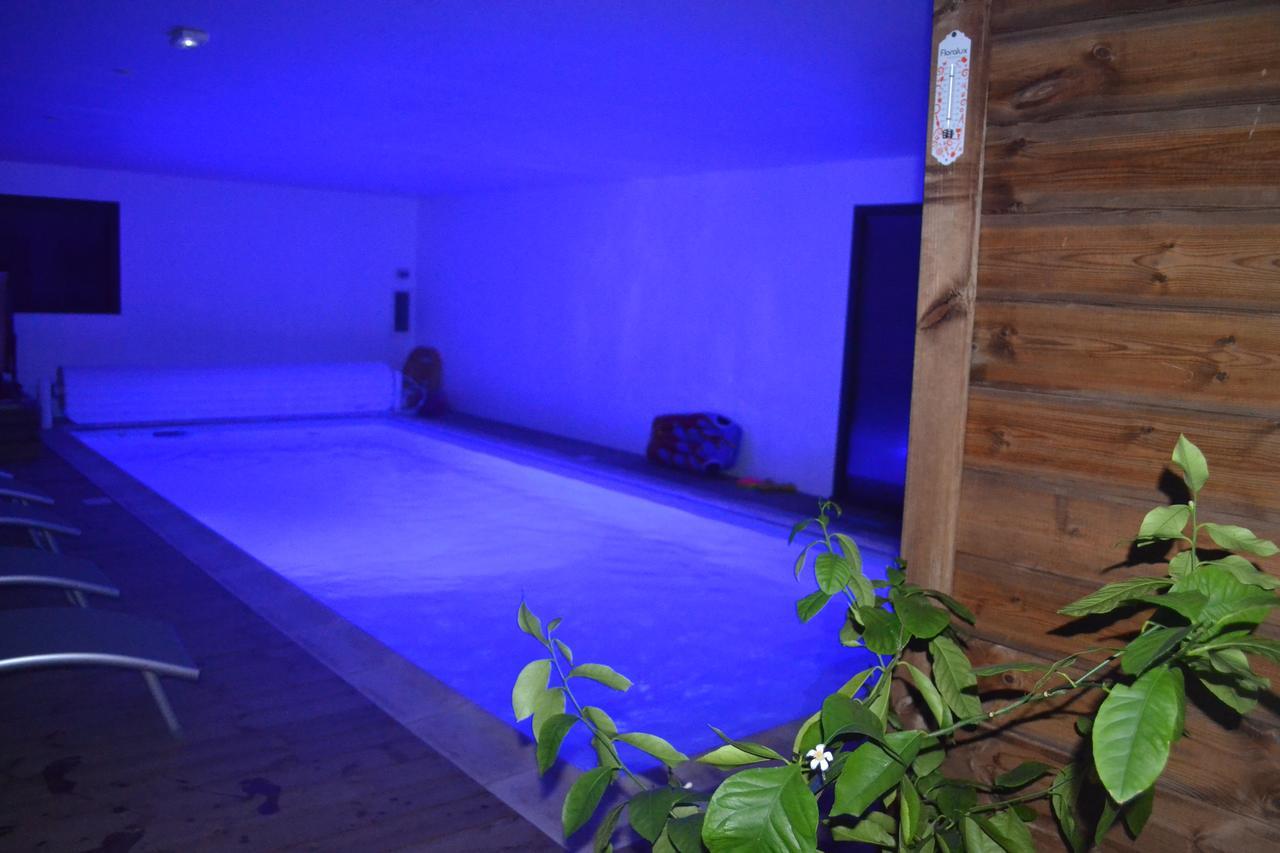 Piscine Interieure Privee Chauffee Toute L Annee Et Spa St Martin Saint-Martin-l'Hortier Kültér fotó
